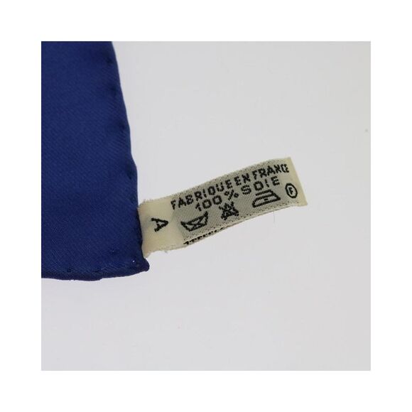 Pre Loved Hermes  Carre 90 - Picture 14 of 15